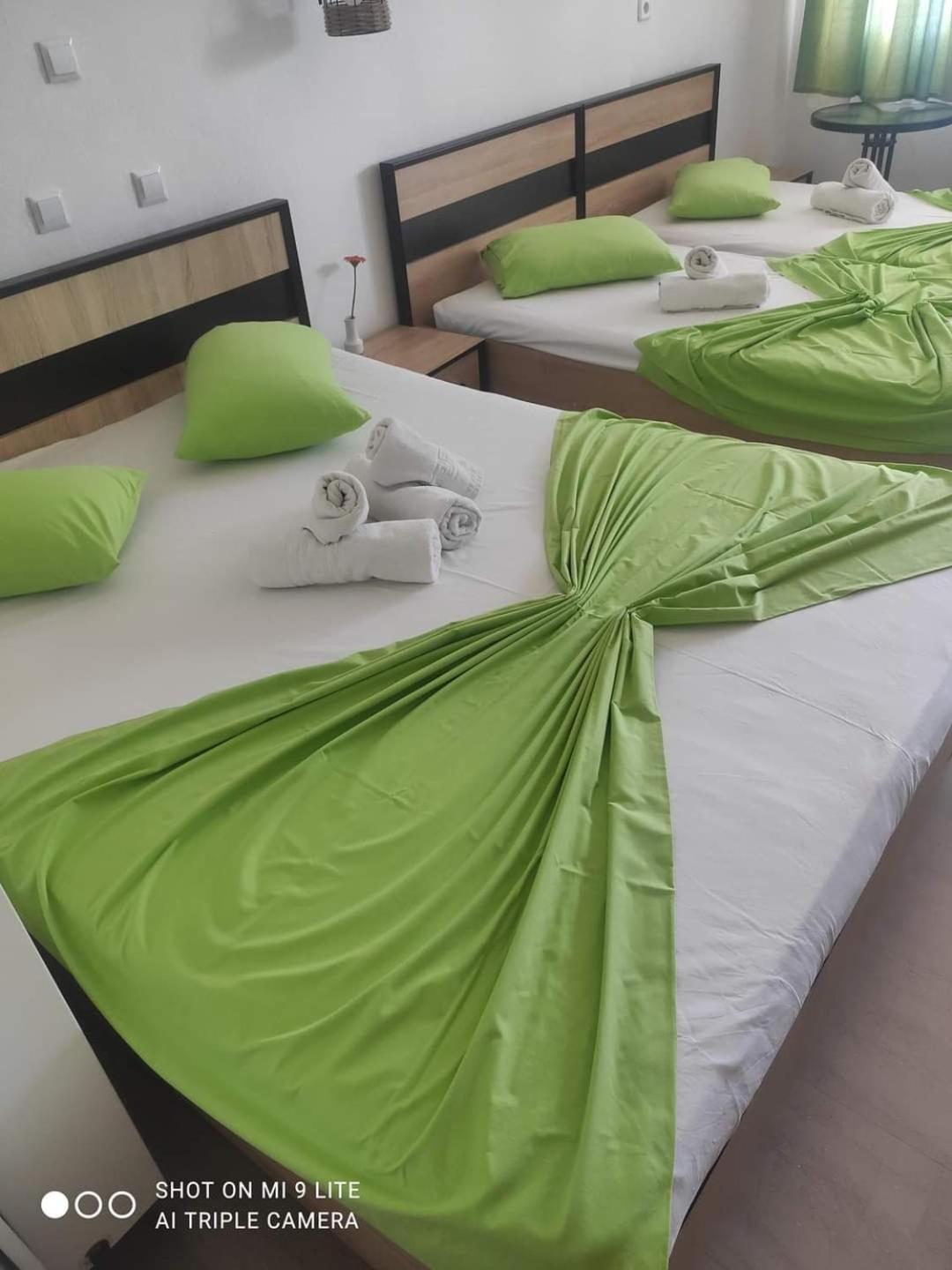 Guesthouse Zografia Vrasná Buitenkant foto