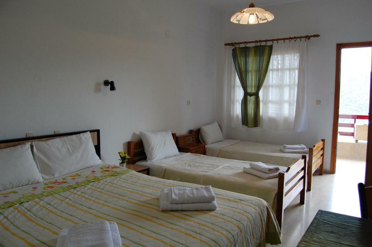 Guesthouse Zografia Vrasná Buitenkant foto