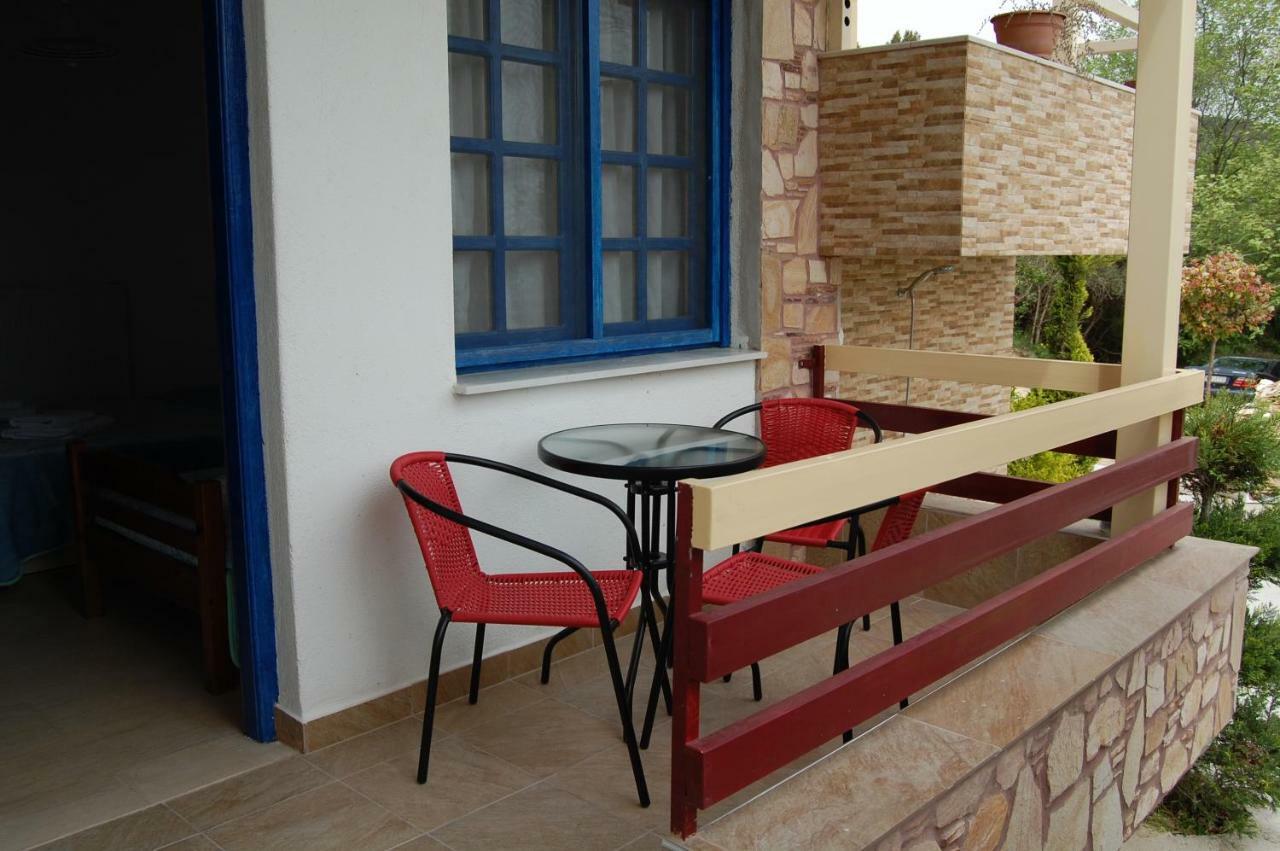 Guesthouse Zografia Vrasná Buitenkant foto