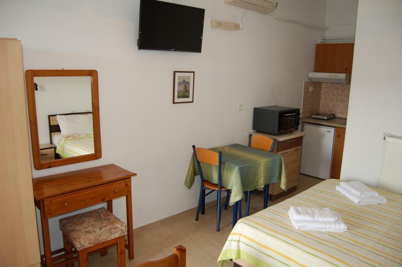 Guesthouse Zografia Vrasná Buitenkant foto