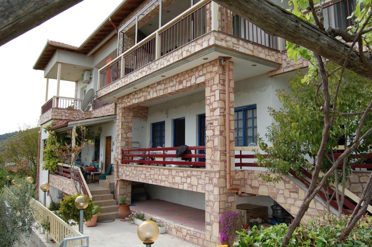 Guesthouse Zografia Vrasná Buitenkant foto